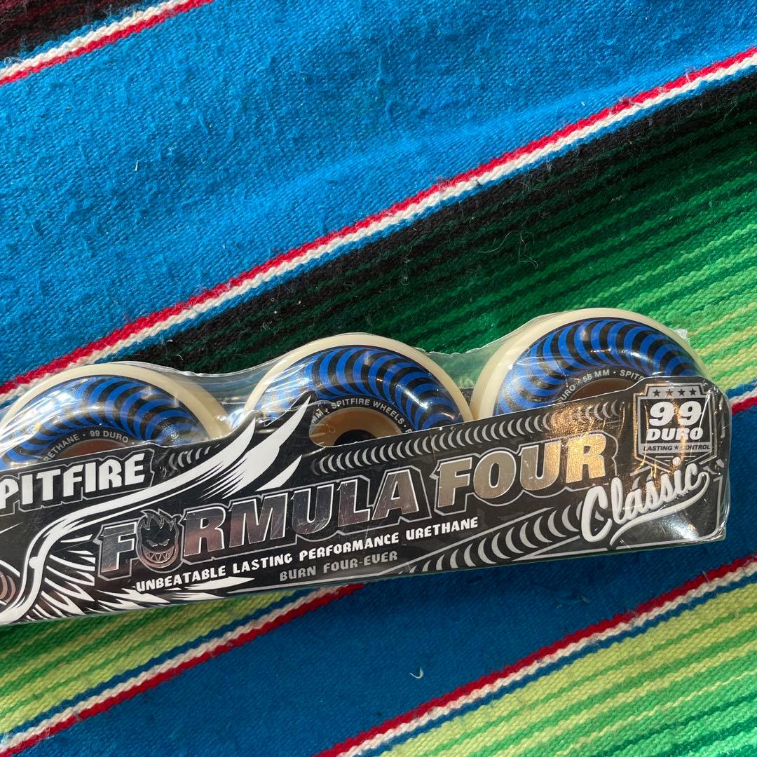 Spitfire フォーマル4 クラシック56mm99Aウィール定価9,130