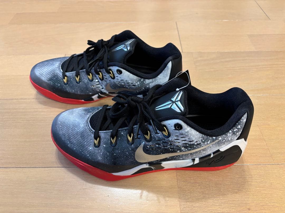 Nike Kobe 9 バスケットボールシューズ