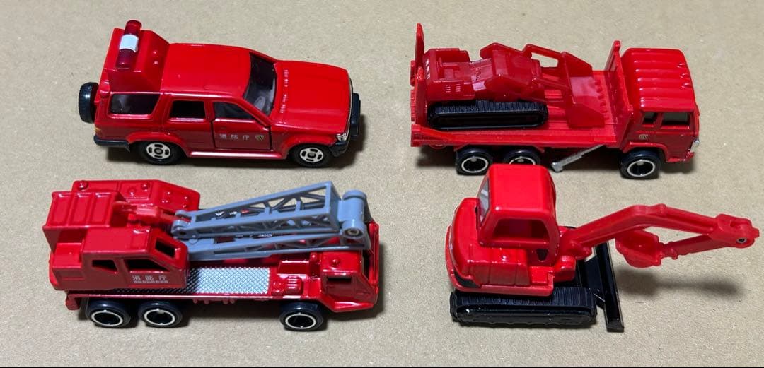 トミカ ギフトセット レスキュービークルセット朱
