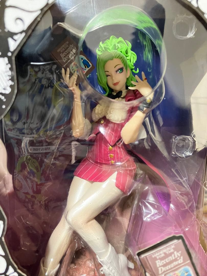 HORROR美少女　ビートルジュース　レッドタキシード