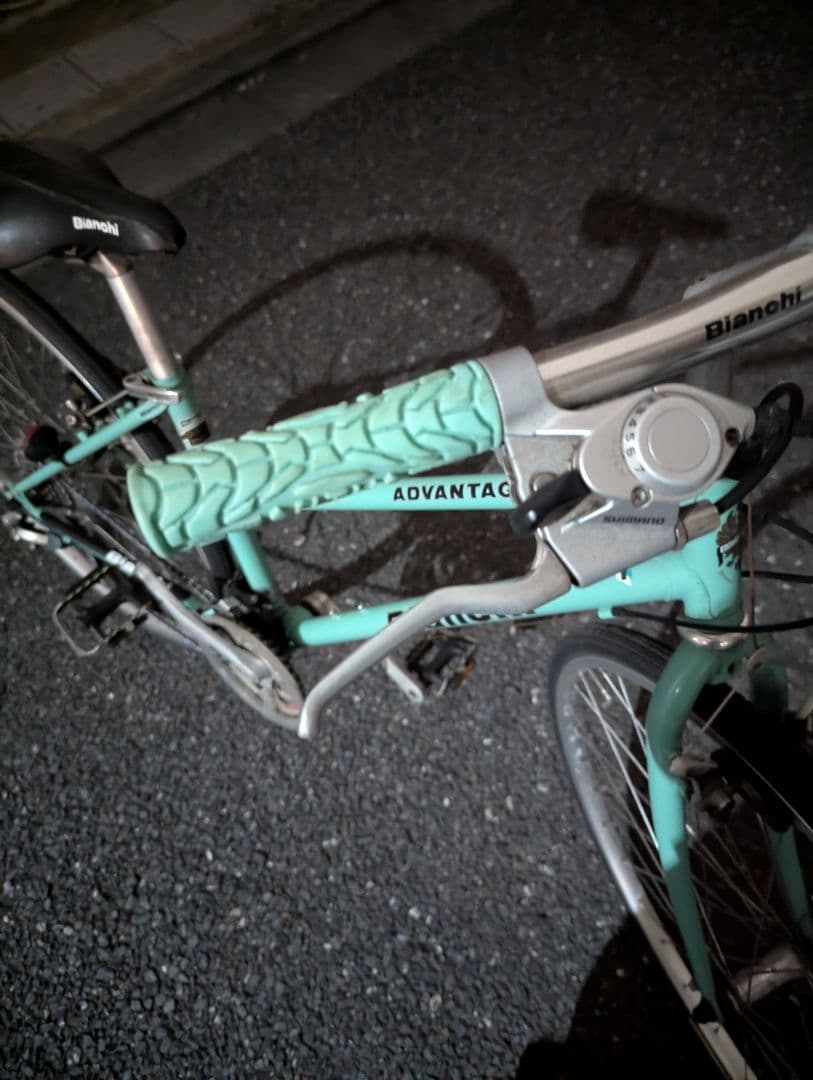 Bianchi クロスバイク 7段　チェレステ