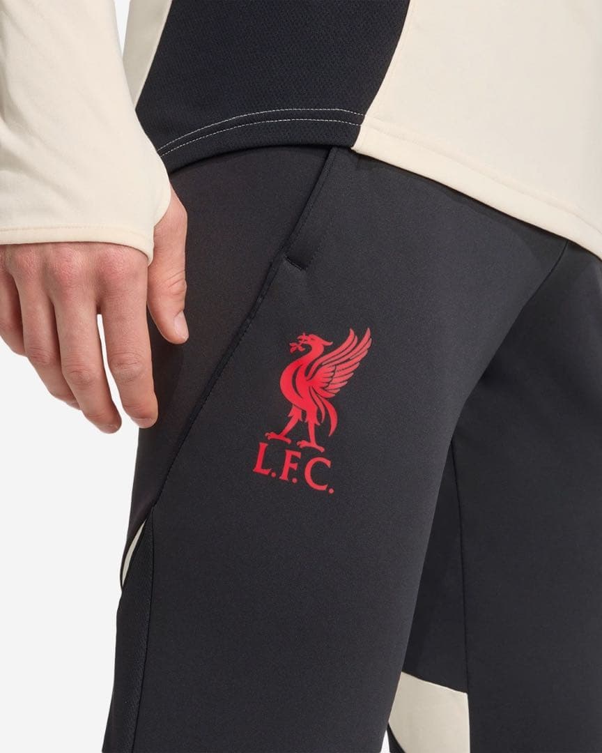 【新品・リバプールFC公式ストア】ティロ トレーニングパンツ
