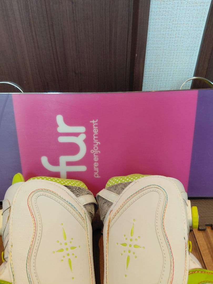 fur pure enjoyment 144 レディーススノーボードフルセット❤