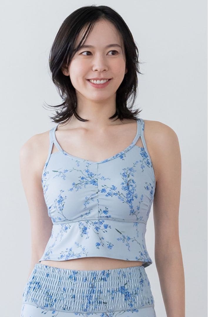 ✩新品未使用✩【SUKALA】スプリングフラワーフレアブラトップ Mサイズ