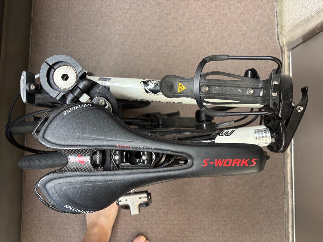 DAHON K3 折りたたみ自転車 黒/白