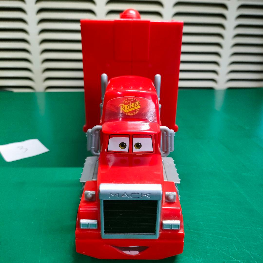 たくさんのせよう！大きなマック　トレーラー　カーズ　トミカ　タカラトミー　3