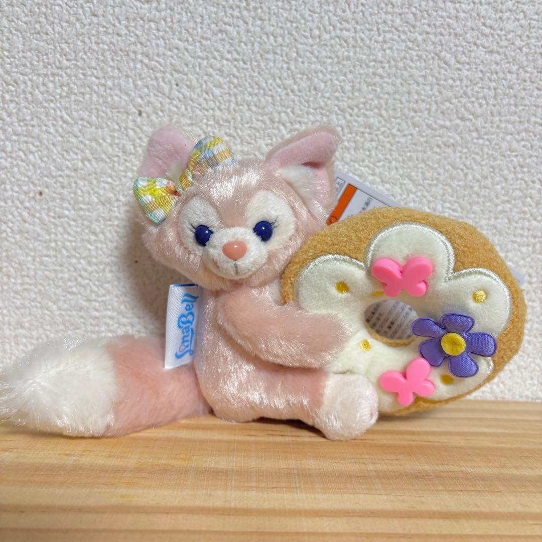ダッフィー ドーナツ　フィルドウィズジョイ　ぬいぐるみバッジ　ステラルー