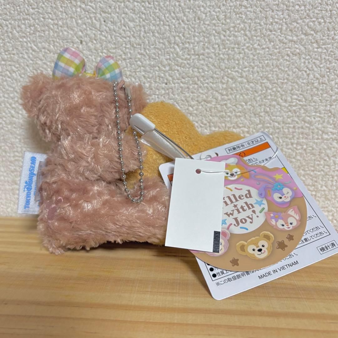 ダッフィー ドーナツ　フィルドウィズジョイ　ぬいぐるみバッジ　ステラルー