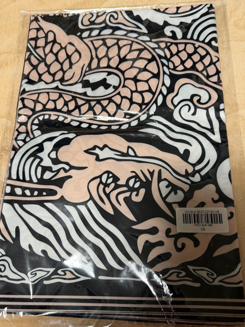 【期間限定】gdragon ジヨン 限定キャップ スカーフ　ÜBERMENSCH