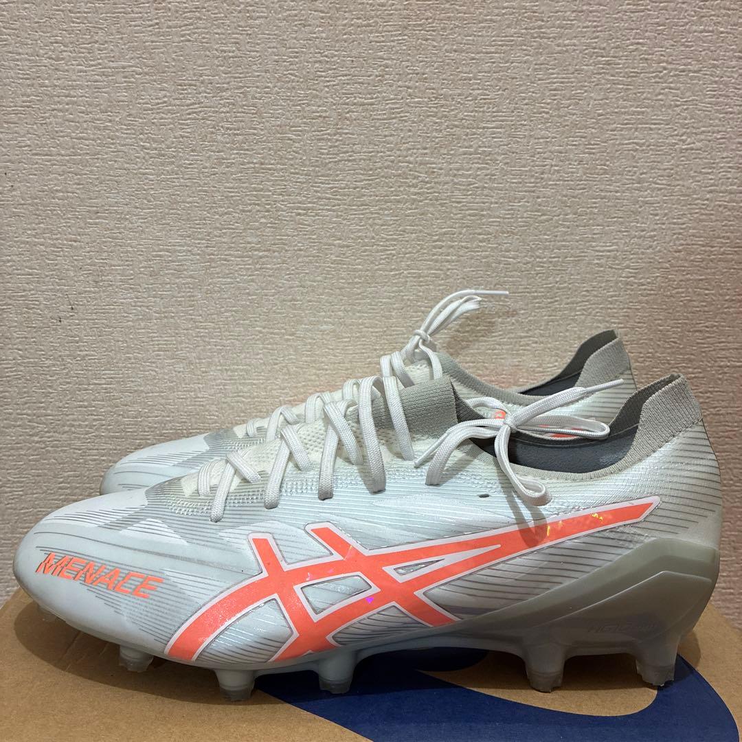 メナス5 ラグビーサッカースパイク29.5cm ホワイト/ビビッドコーラル
