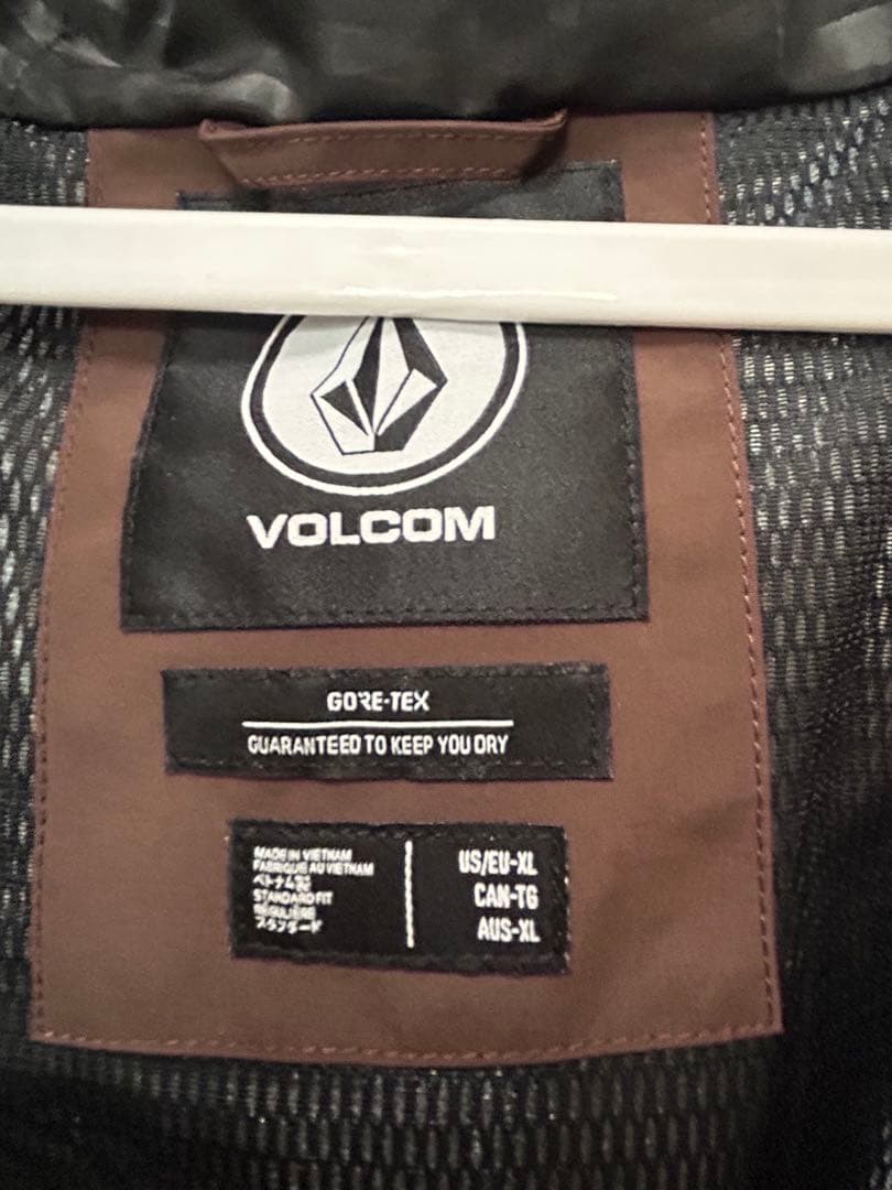 シンシンさん専用 ボルコム　美品　GORE-TEX ウェア上下セット