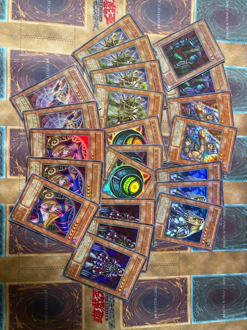 遊戯王 初期 二期テキストのみ 希少プレイマット 約1000枚まとめ売り