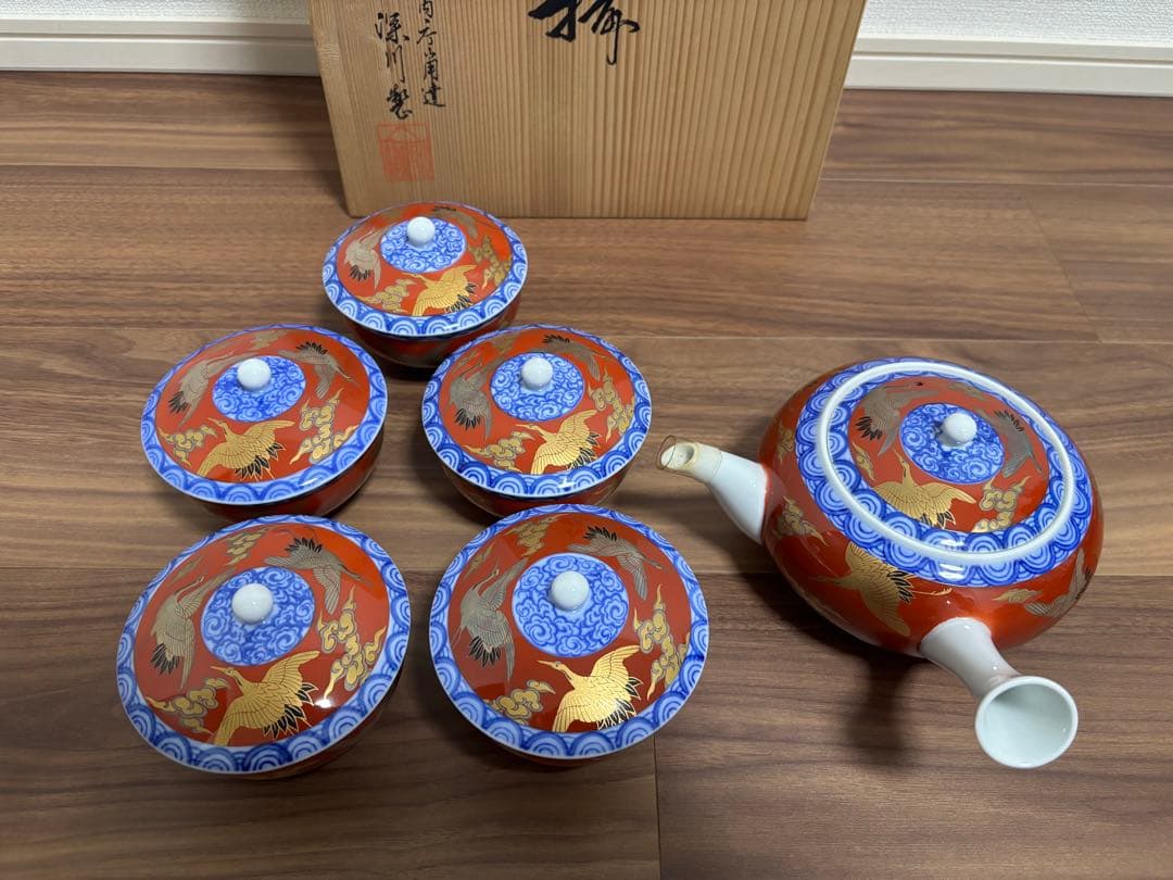深川製磁　瑠璃彩磁　茶器揃　染錦手波鶴紋　赤絵金彩　美術有田焼