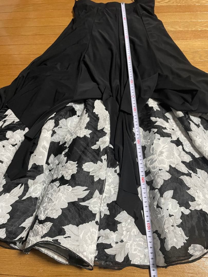 Leirena 社交ダンス スカート 黒 花柄 ふんわりロングスカート 未使用品