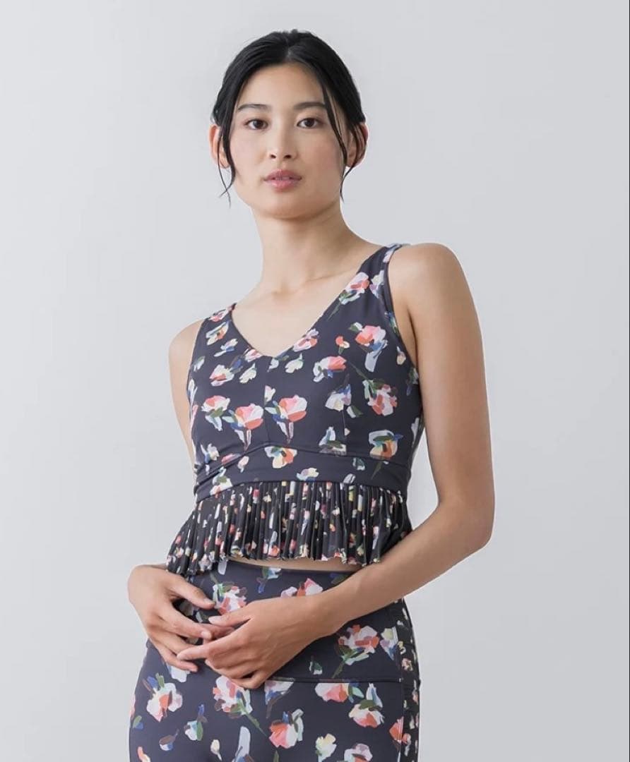 L*u様 【新品未使用】LAVA・SUKALA ローズプリントブラトップ　Lサイ