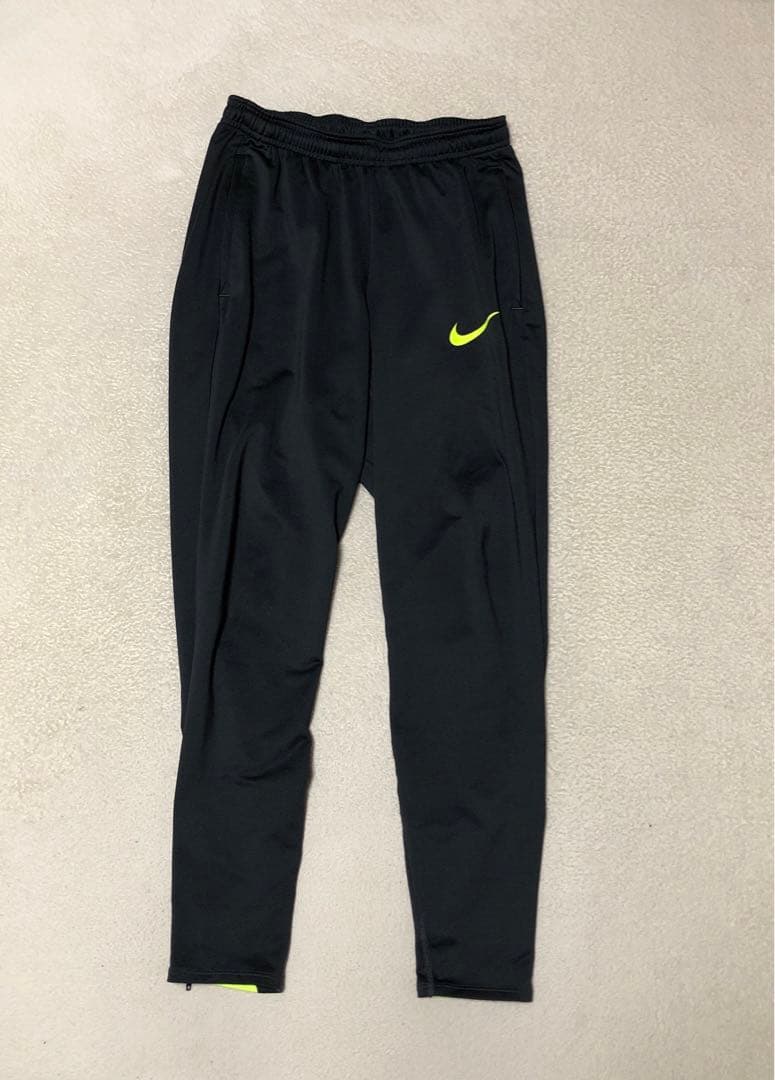 美品　Nike ストライク　ハーフジップ　セットアップ　サイズS