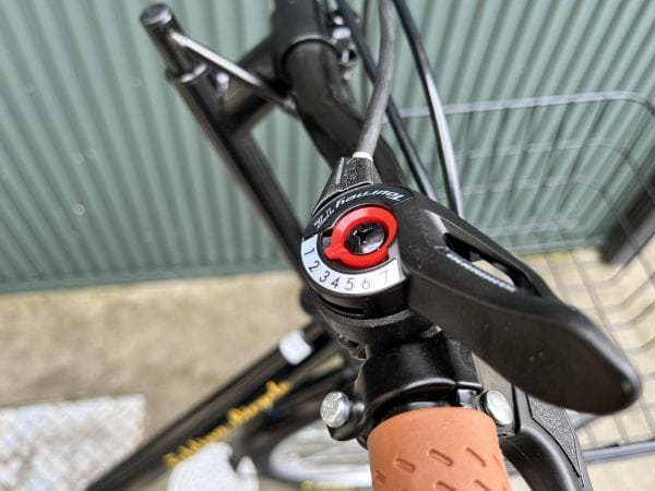 組立済み・未使用新品・折りたたみ自転車 24インチ ブラック・引き取り限定