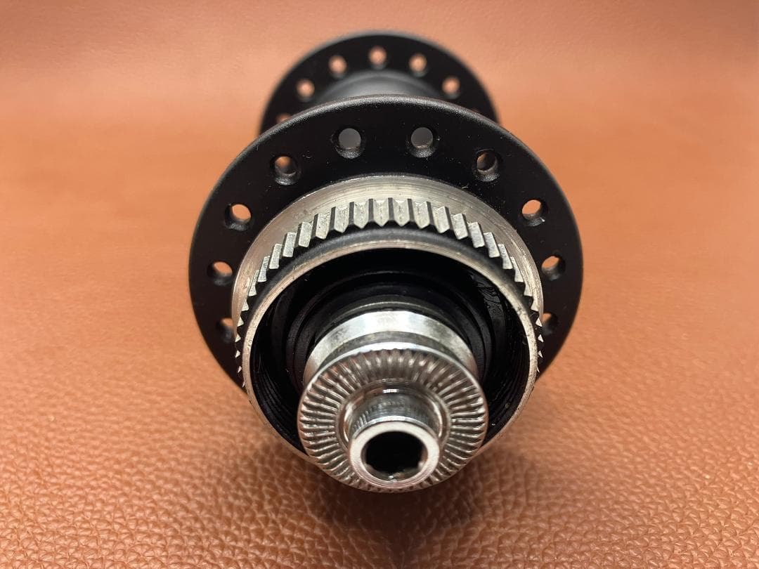 新品未使用品　Shimano シマノ XT HB-M785 ハブ