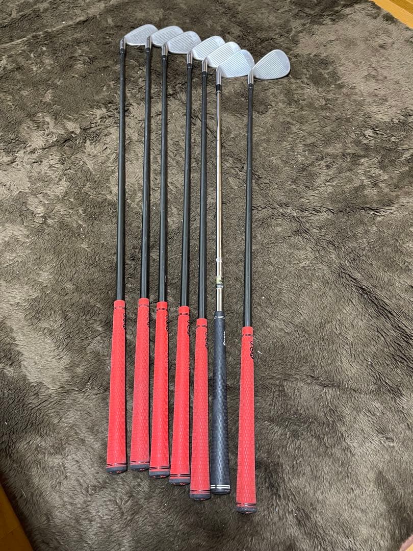 ほぼ新品、美品HONMA ホワイト キャディバッグ&中古クラブセット14本付き