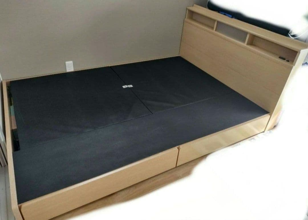 【匿名配送·業者解体】ダブルベッドフレーム 引き出し　ライト　コンセント付