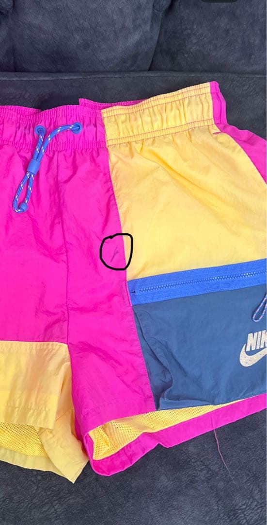 Nike ウィンドブレーカーとショートパンツ セット