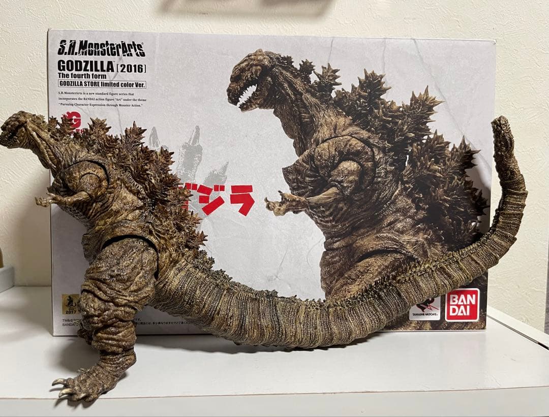 S.H.モンスターアーツ　ゴジラ・ストア限定カラーVer.