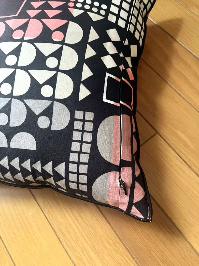 marimekko KELO クッション（中綿つき）幾何学模様