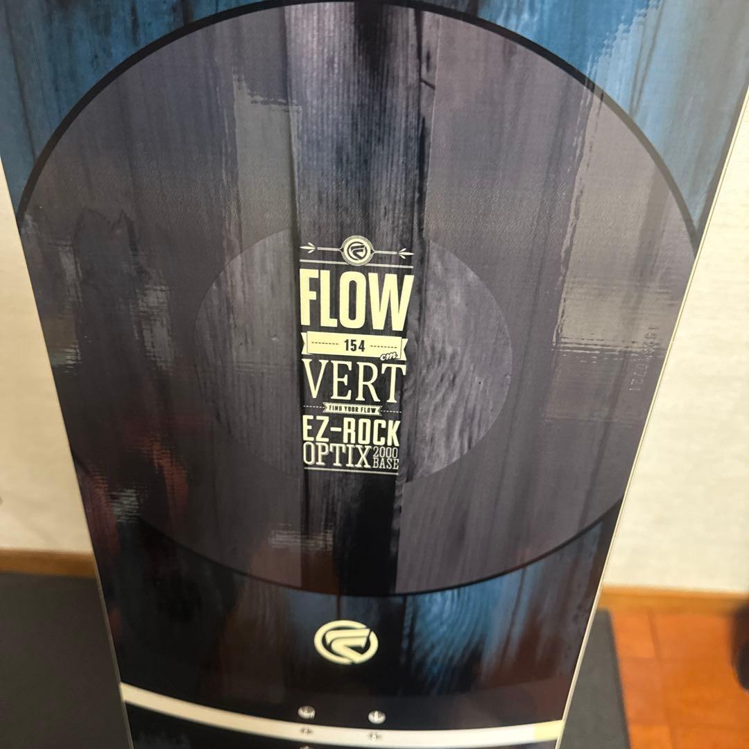 新品⭐︎ FLOW フロウ　スノーボード板
