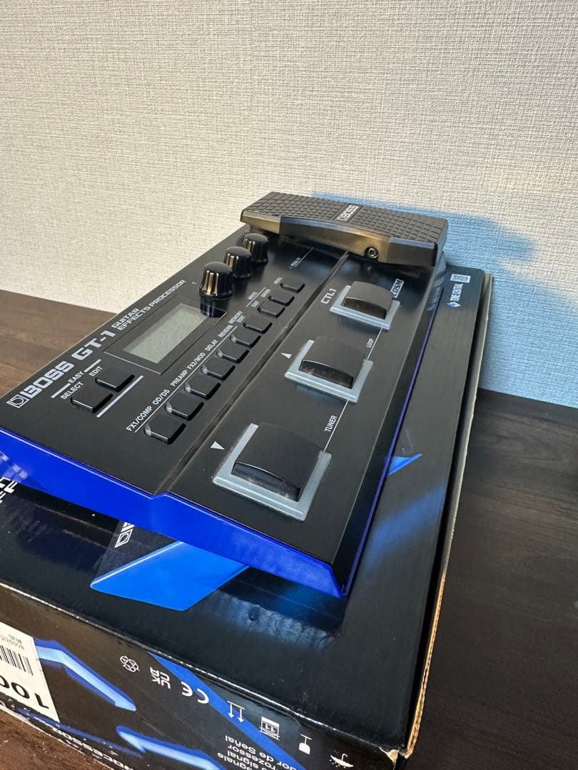 BOSS GT-1 マルチエフェクター 美品 箱付