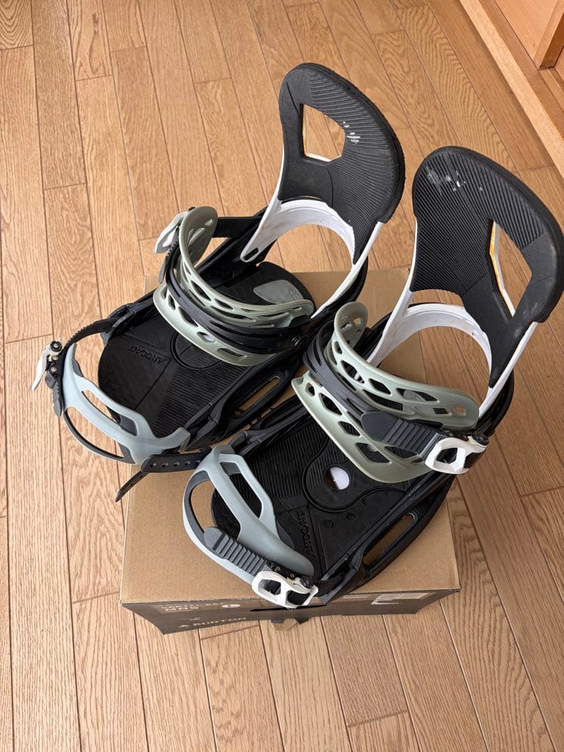 Burton Cartel EST ビンディング Lサイズ