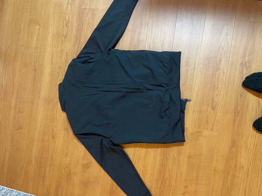 adidas ブラック ジャケット M