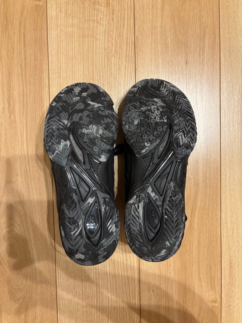 Mizuno バドミントンシューズ　ブラック　WAVECLAW Pro