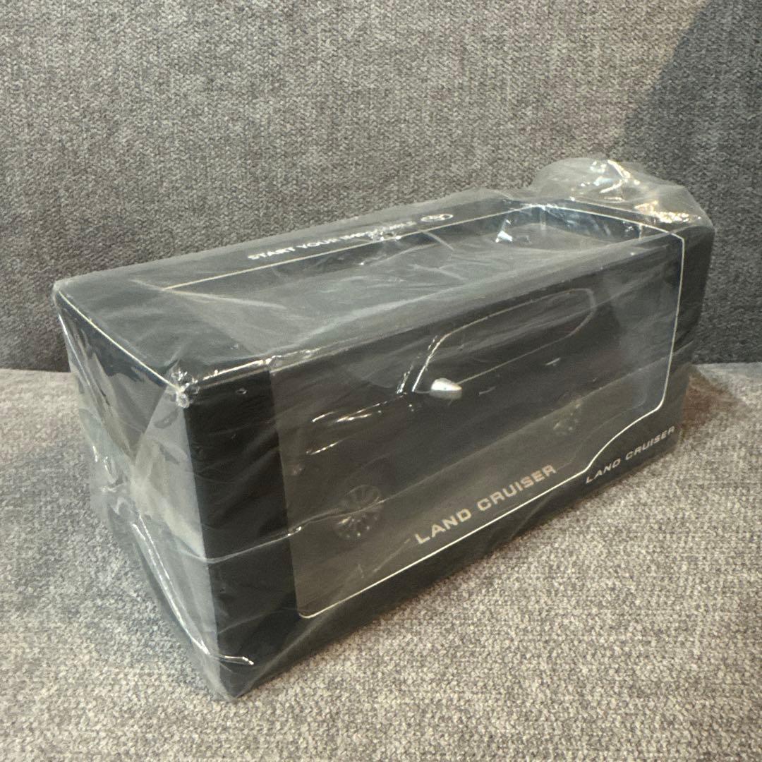 トヨタ ランドクルーザー 300 1/30スケール ミニカー
