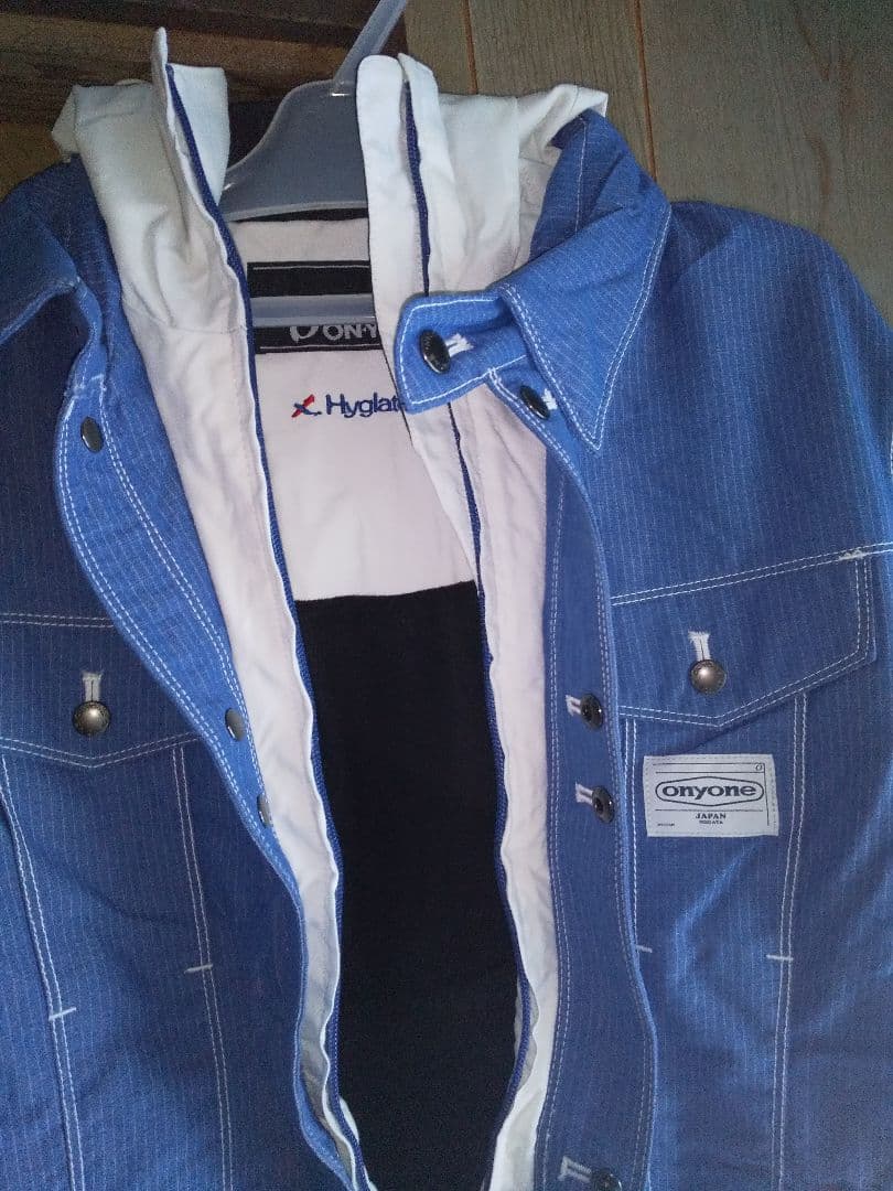 新品タグ付 オンヨネOUTER JACKET サイズ L