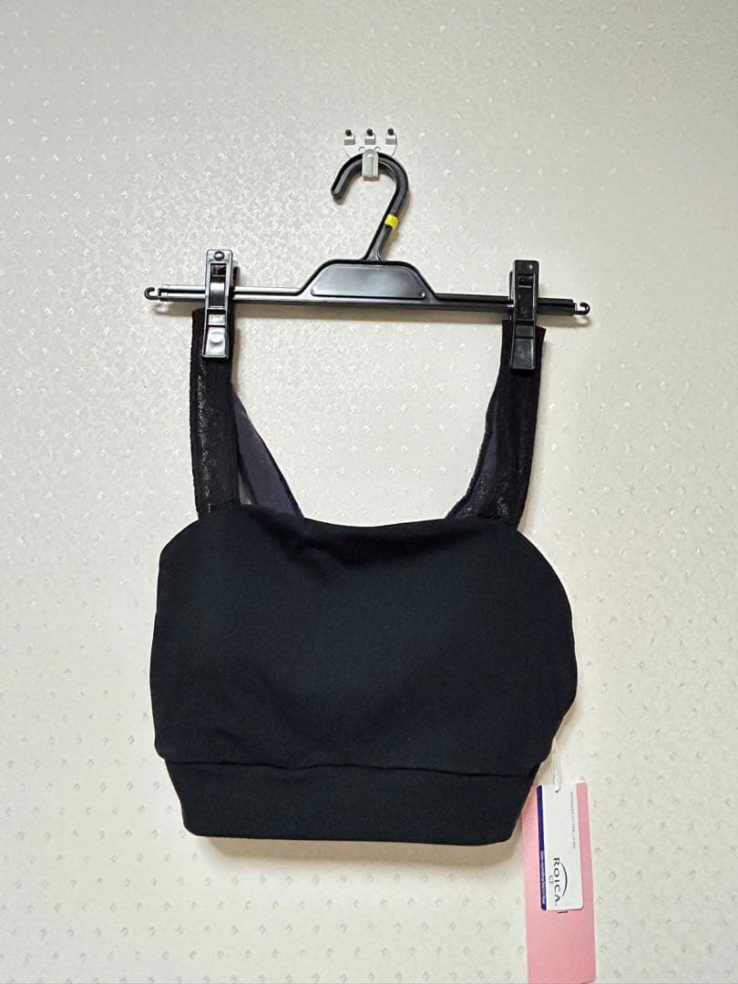 新品タグ付き　レーストリムハーフトップ　Mサイ