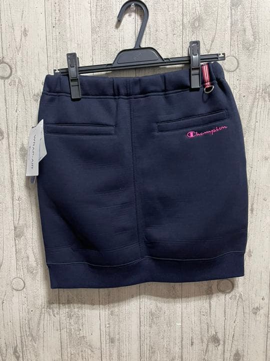 M  チャンピオンゴルフ ウィメンズ Wrap-Air スカート　新品　ネイビー