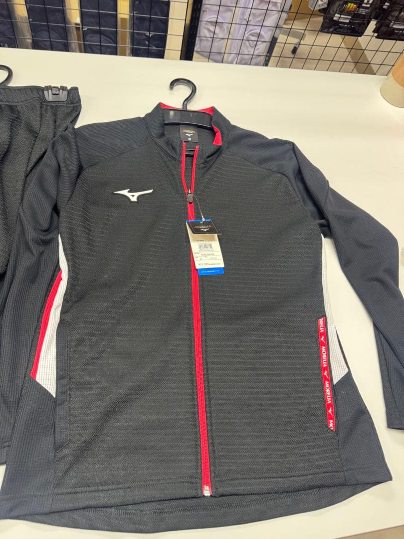 ミズノ MORELIA ジャージ パンツ M ブラック上下セット
