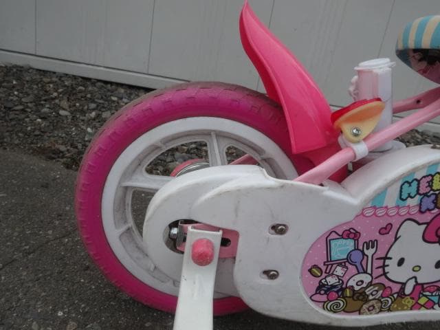 キティ　キティちゃん　自転車　補助輪付き　サンリオ　12インチ　14インチ