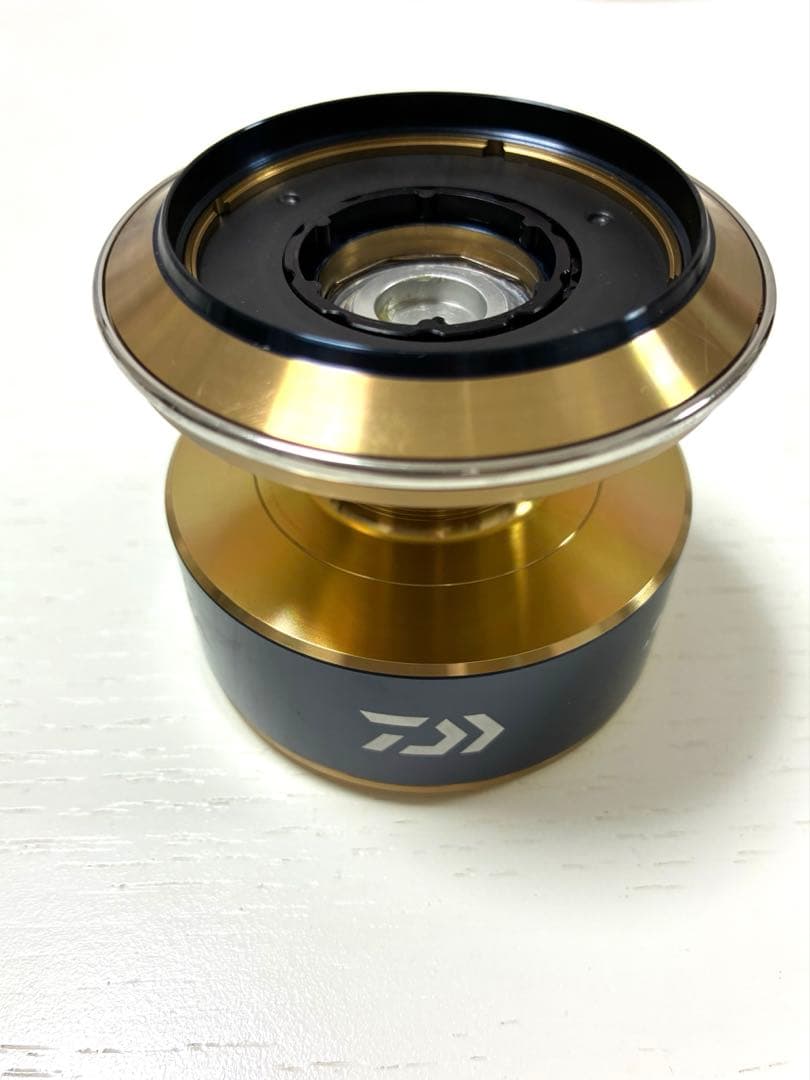 【極美品】20 ソルティガ 14000XH 予備スプールセット　ダイワ