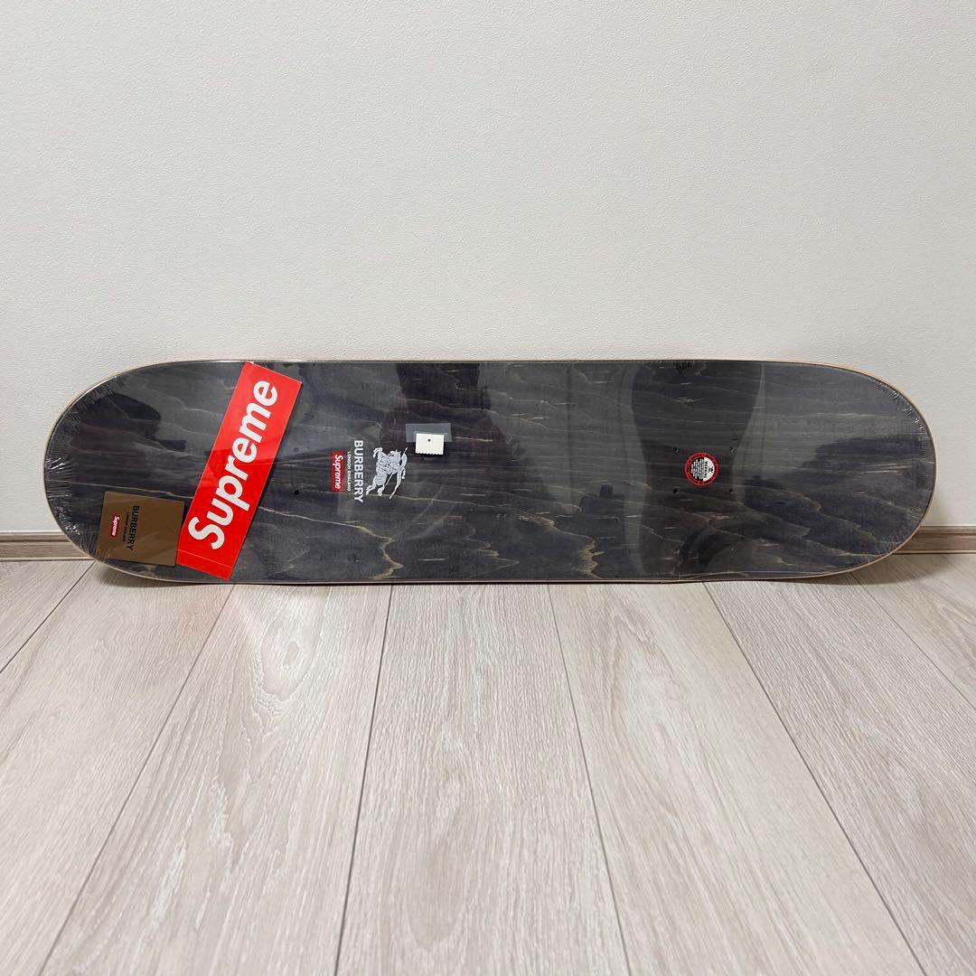 【新品未使用】Supreme Burberry Skateboard