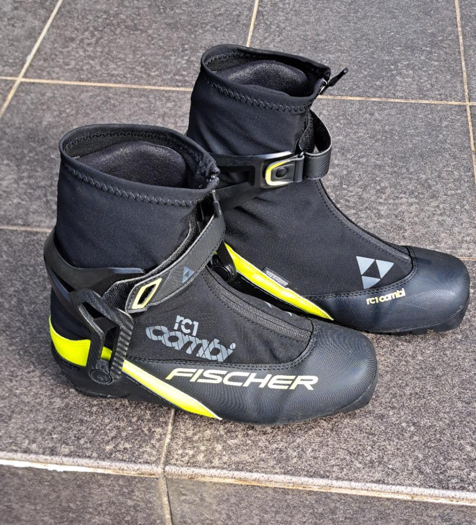 FISCHER クロスカントリースキーブーツ　RC1 COMBI