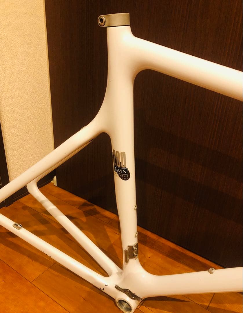 Kestrel ケルトレル200 EMS カーボンフレーム