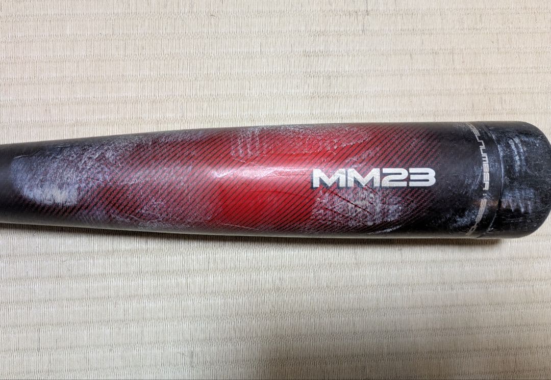 MM23 軟式バット 黒/赤　一般用　84cm