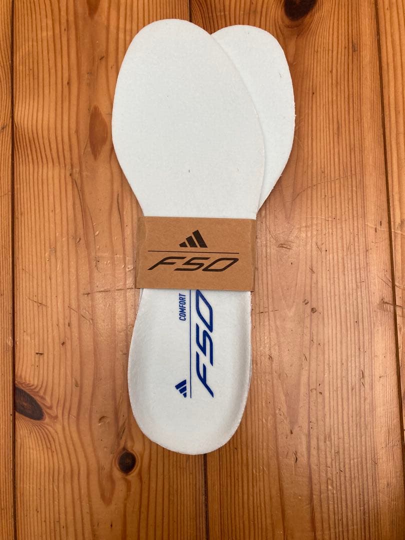 【週末値下中】F50 ELITE CAPSULE FG / 天然芝用　24cm