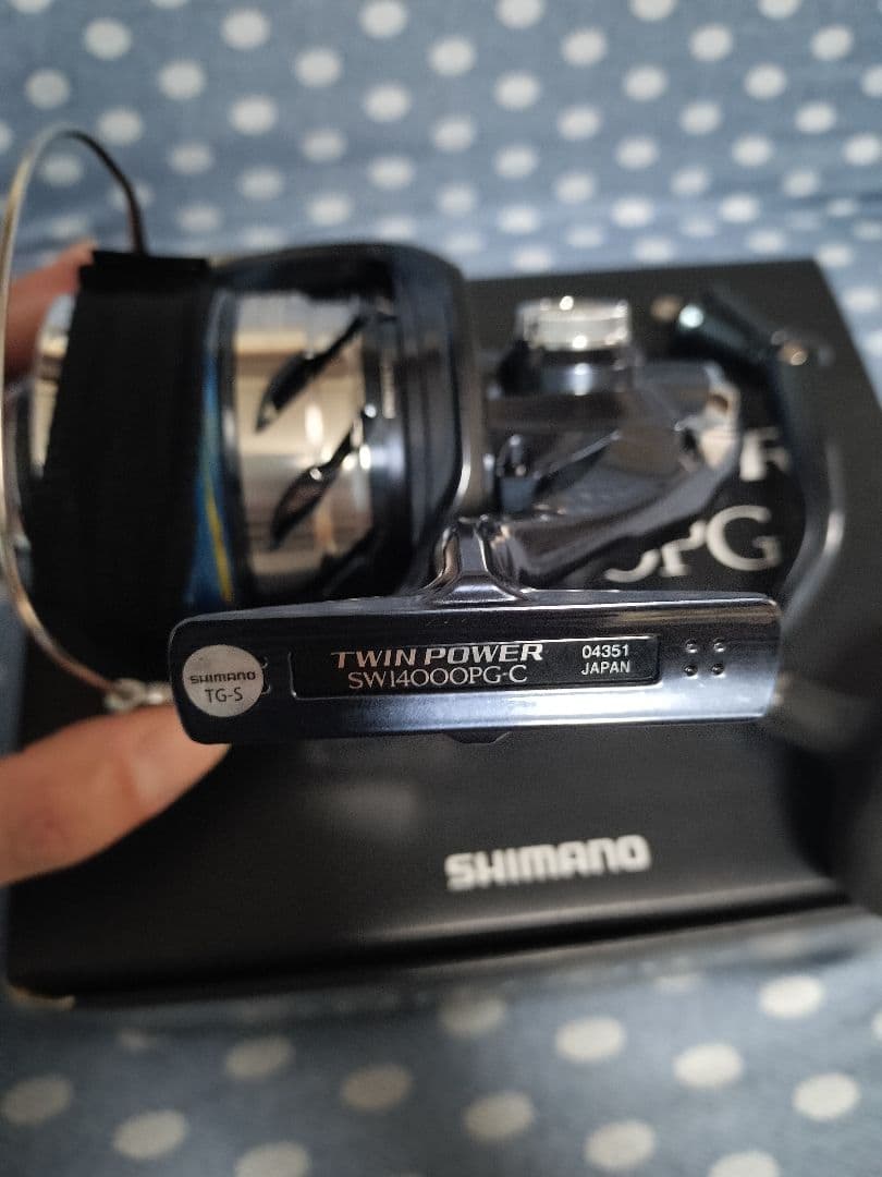 SHIMANO SW14000PG シマノ　ツインパワー　スピニングリール