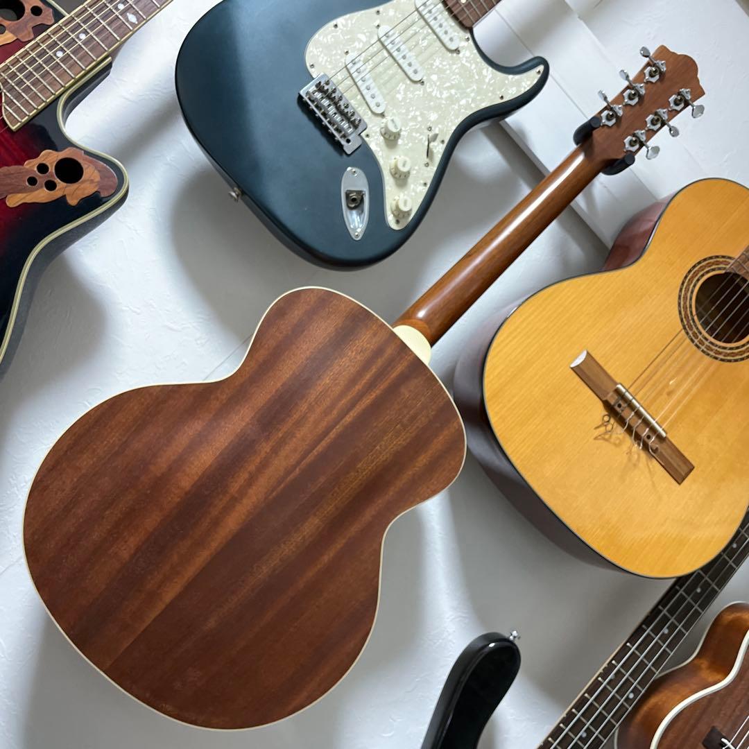 GUILD Jumbo Junior 小ぶりエレアコ　ミニギター
