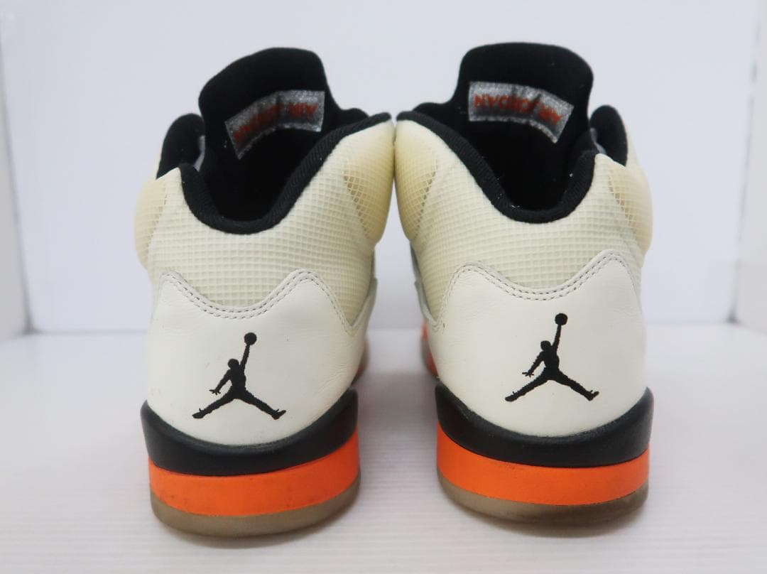 NIKE AIR JORDAN 5 RETRO エアジョーダン 5 レトロ
