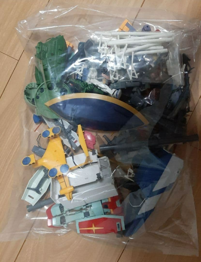 (ジャンク)ガンプラ 武器パーツ　ガンダム　ザク プラモデル　バンダイ