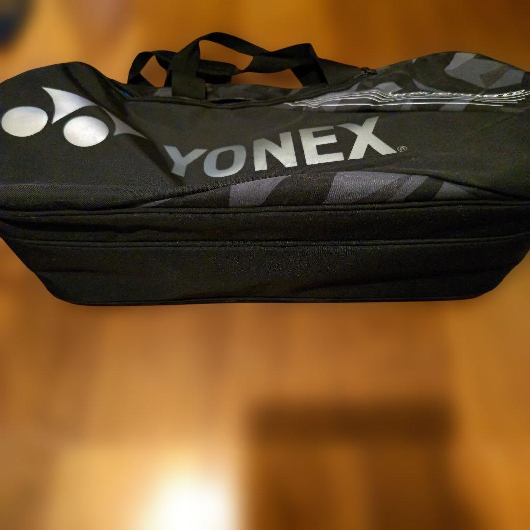 YONEX バドミントンバッグ ブラック　トーナメントバッグ
