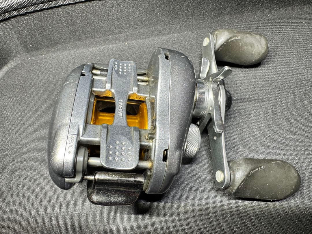 07 メタニウム　Mg7 左巻き　シマノ　SHIMANO